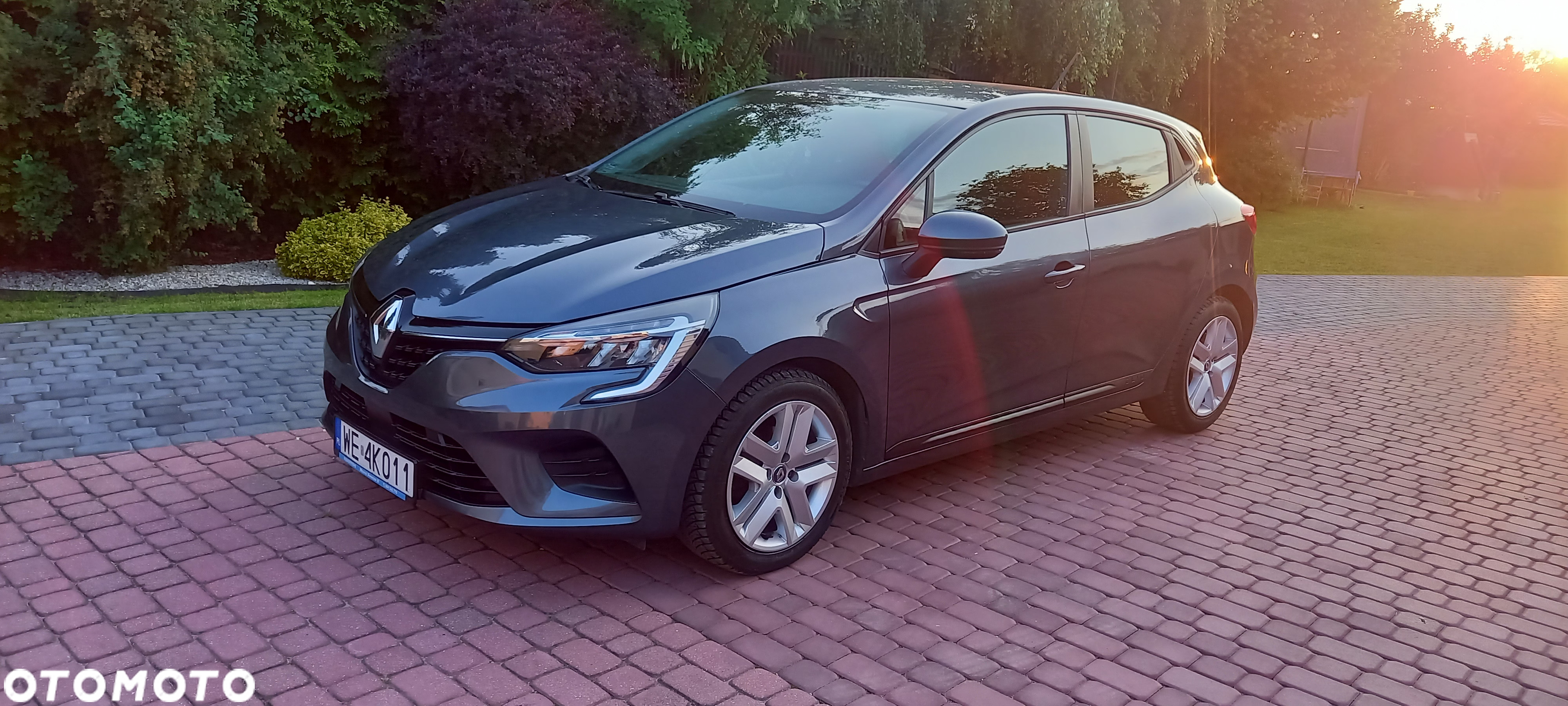 Renault Clio - 21