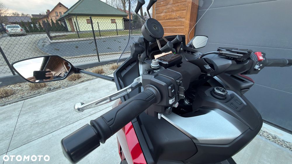 Honda NSS - 8