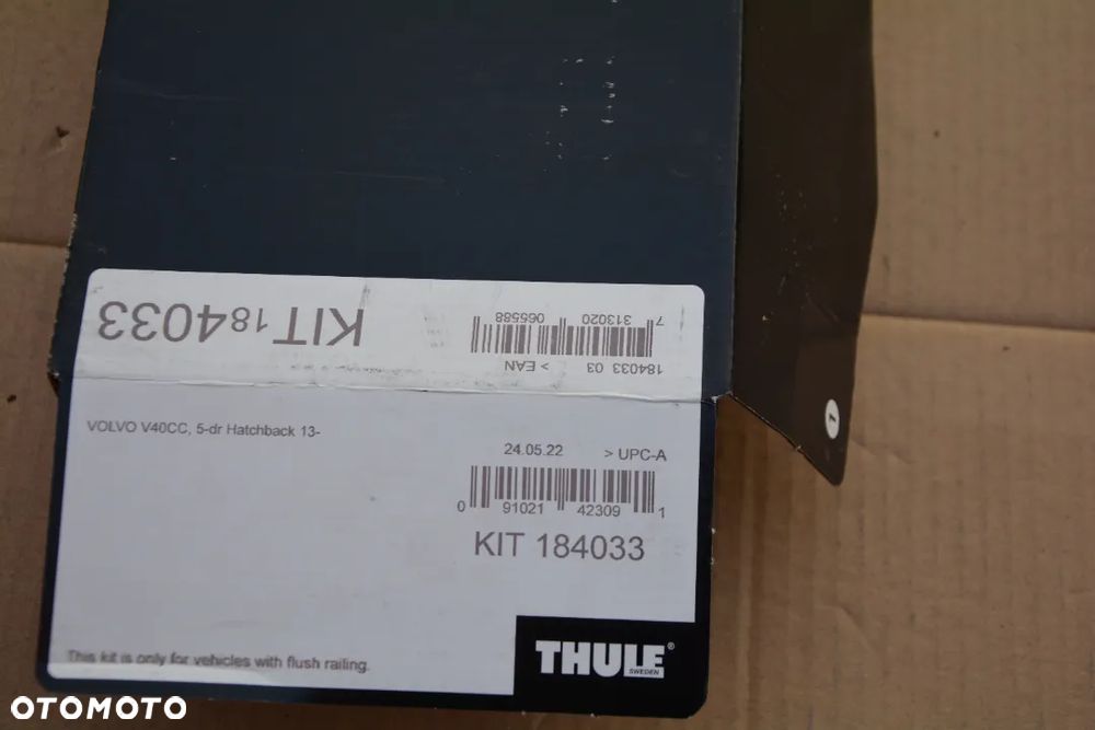 Volvo V40  CC  -   Bagażnik dachowy Thule Wingbar Edge - 3