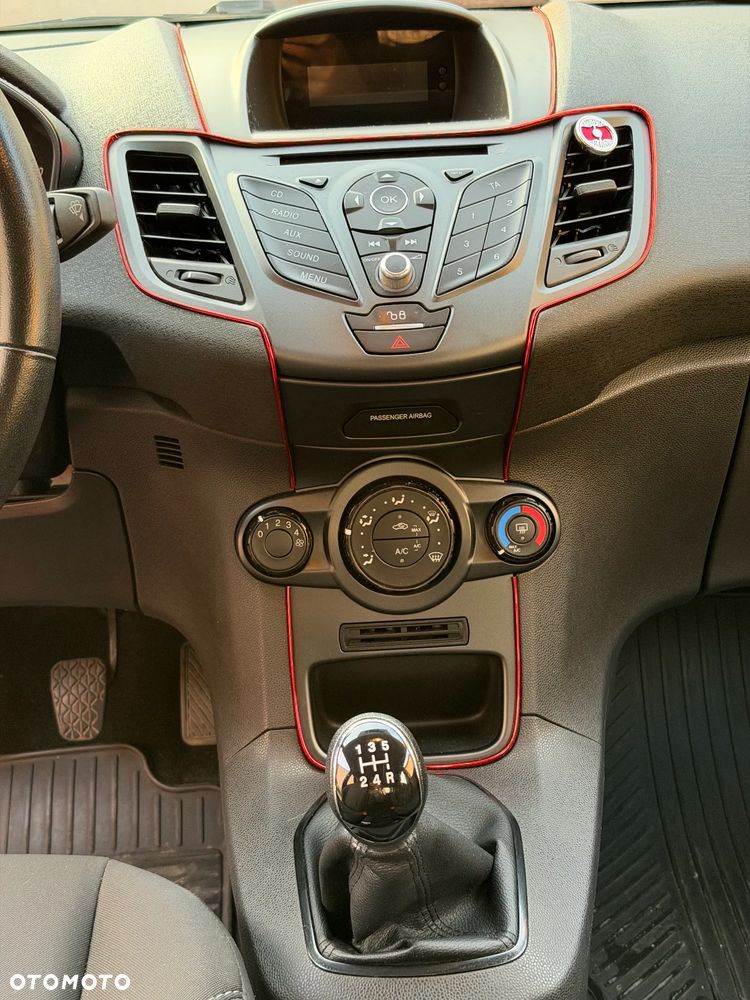 Ford Fiesta 1.0 EcoBoost Trend - 15