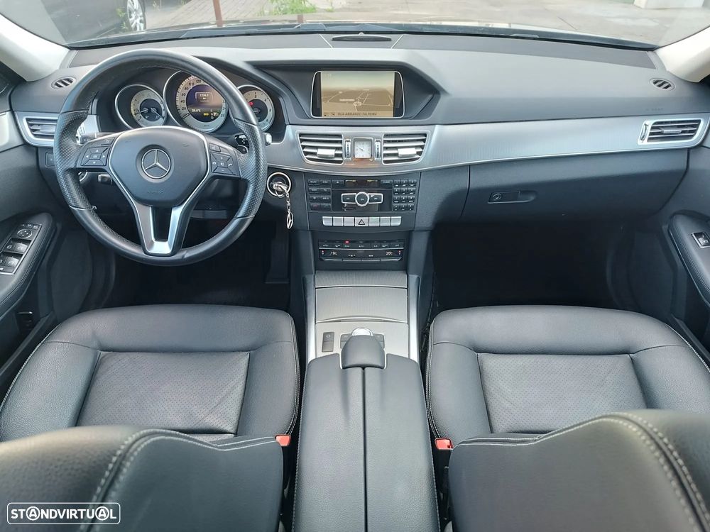 Mercedes-Benz E 220 BlueTEC Avantgarde Auto. - 12