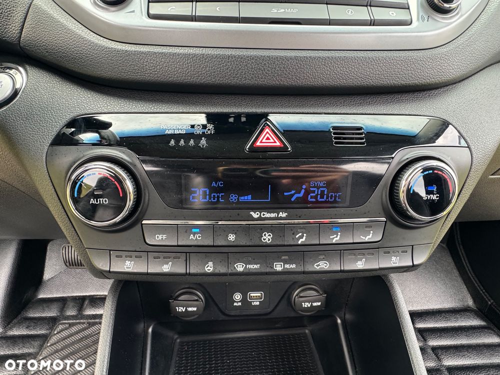 Hyundai Tucson 2.0 CRDI 4WD Automatik Premium - 35