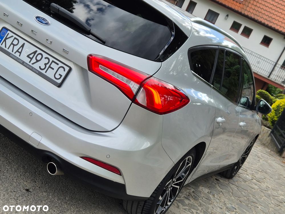 Ford Focus 1.5 EcoBlue Start-Stopp-System TITANIUM - 21