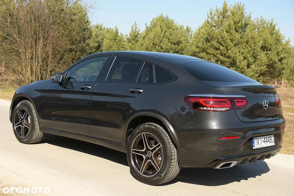 Mercedes-Benz GLC 220 d 4Matic 9G-TRONIC Exclusive - 4
