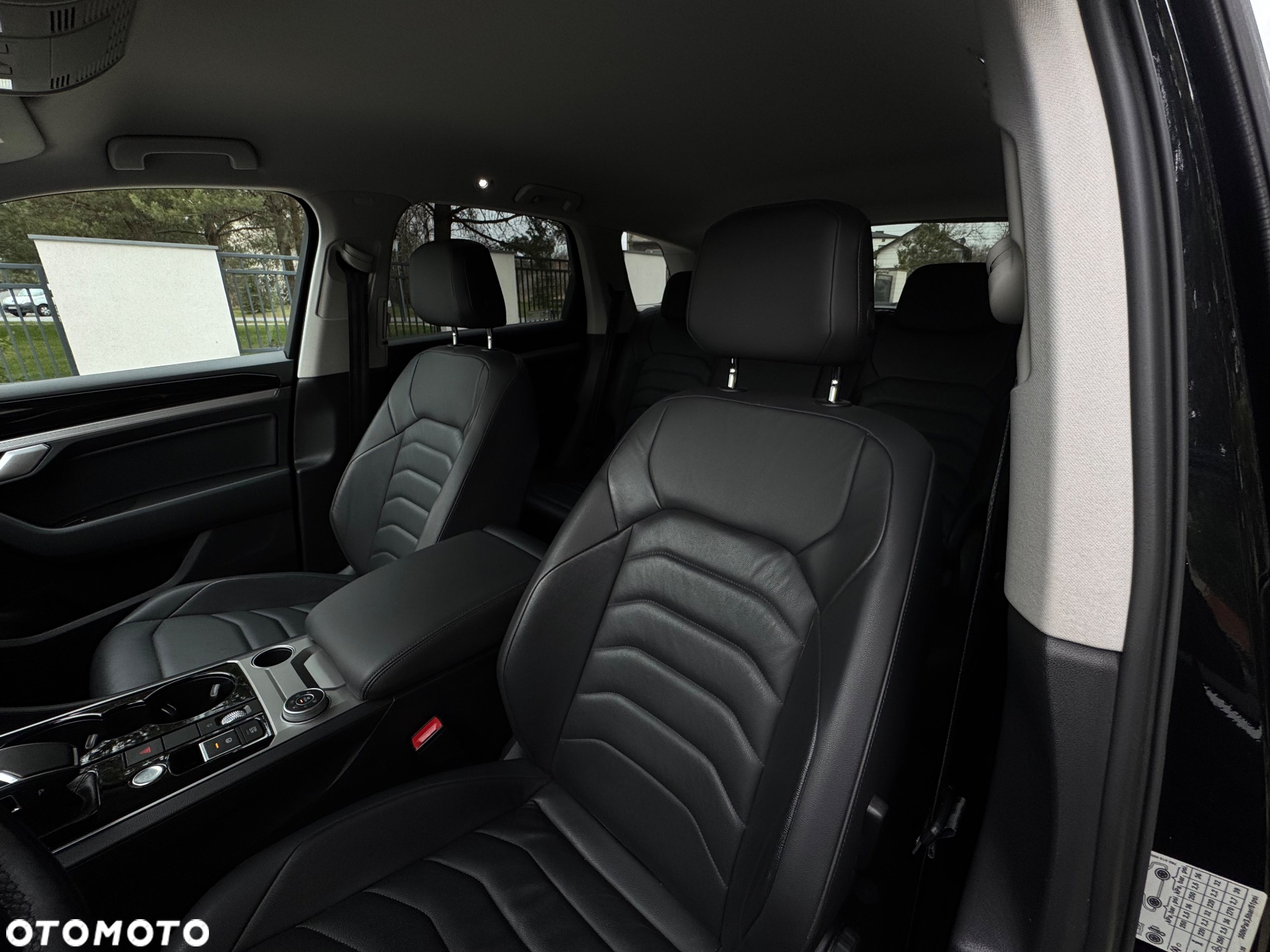 Volkswagen Touareg 3.0 V6 TDI SCR 4Mot - 8
