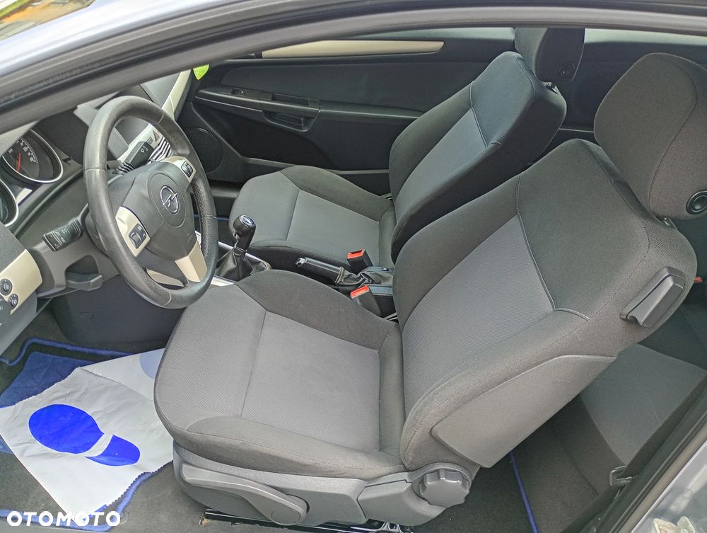 Opel Astra 1.6 Enjoy - 21