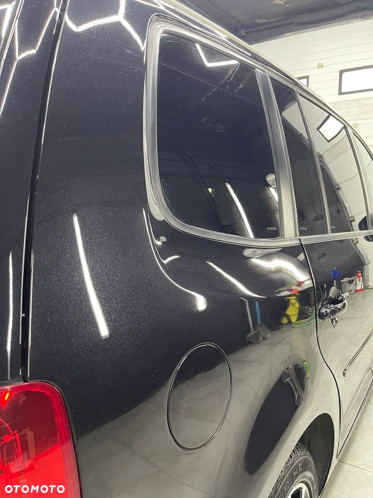 Volkswagen Touran - 6