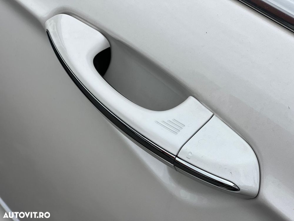 Ford Mondeo 2.0 HEV Vignale - 9