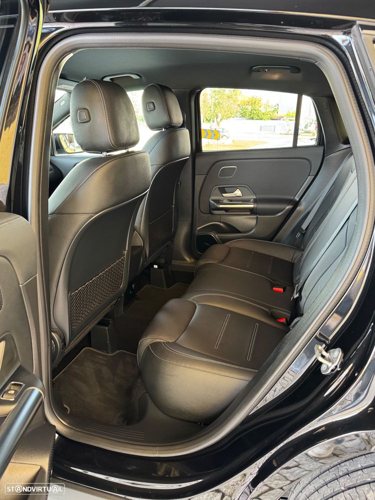 Mercedes-Benz GLA 250 e 8G-DCT AMG Line - 24