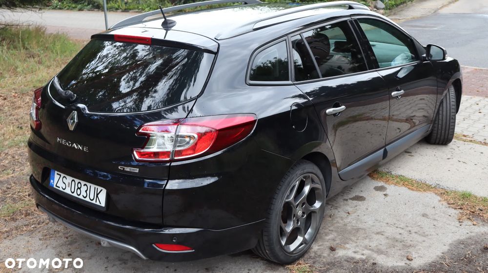 Renault Megane TCe 180 GT - 14