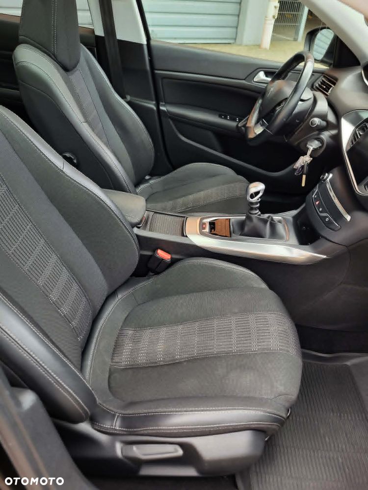 Peugeot 308 BlueHDi 130 Stop & Start Active Business-Paket - 7