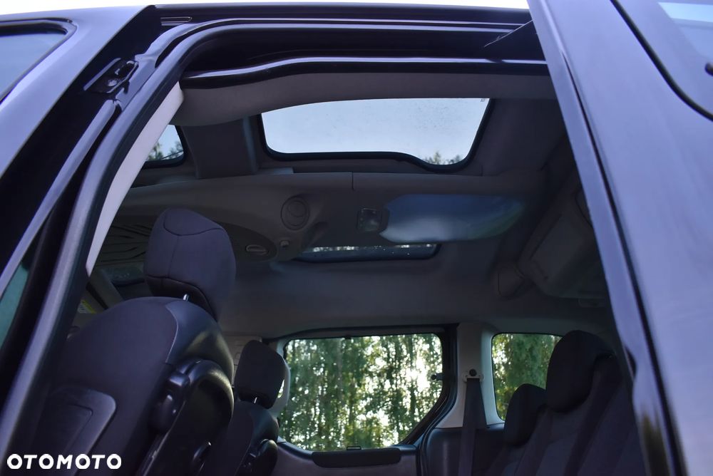 Citroën Berlingo Multispace BlueHDi 120 S&S SHINE - 27