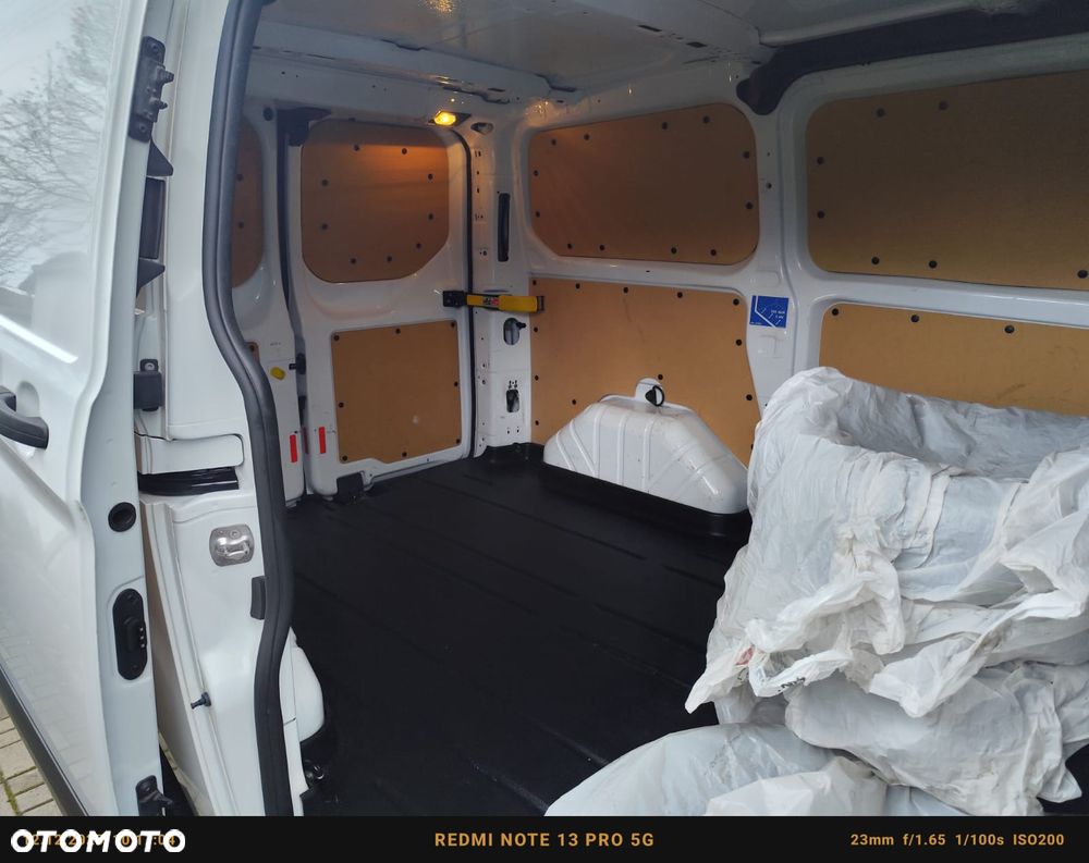 Ford Transit Custom - 11