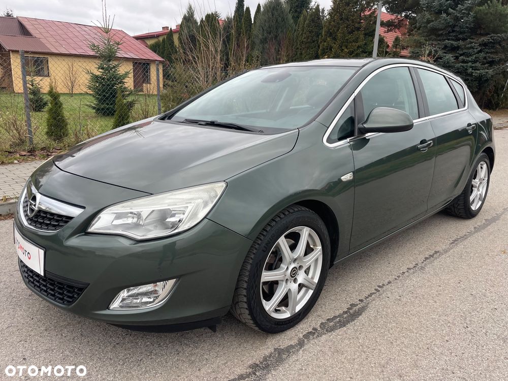 Opel Astra 1.7 CDTI Cosmo - 22