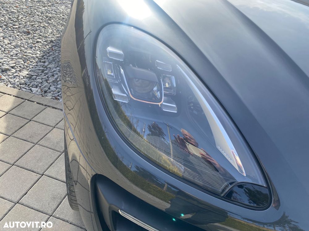 Porsche Macan Turbo PDK mit Performance Paket - 8