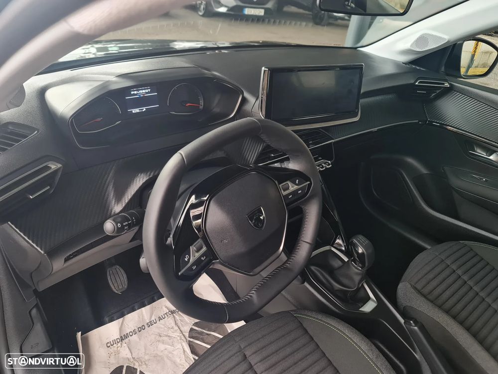 Peugeot 208 1.2 PureTech Active - 13