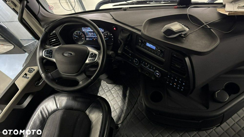 Ford F-MAX - 7