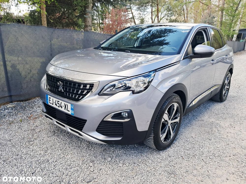 Peugeot 3008 1.2 PureTech GPF Allure S&S EAT8 - 5