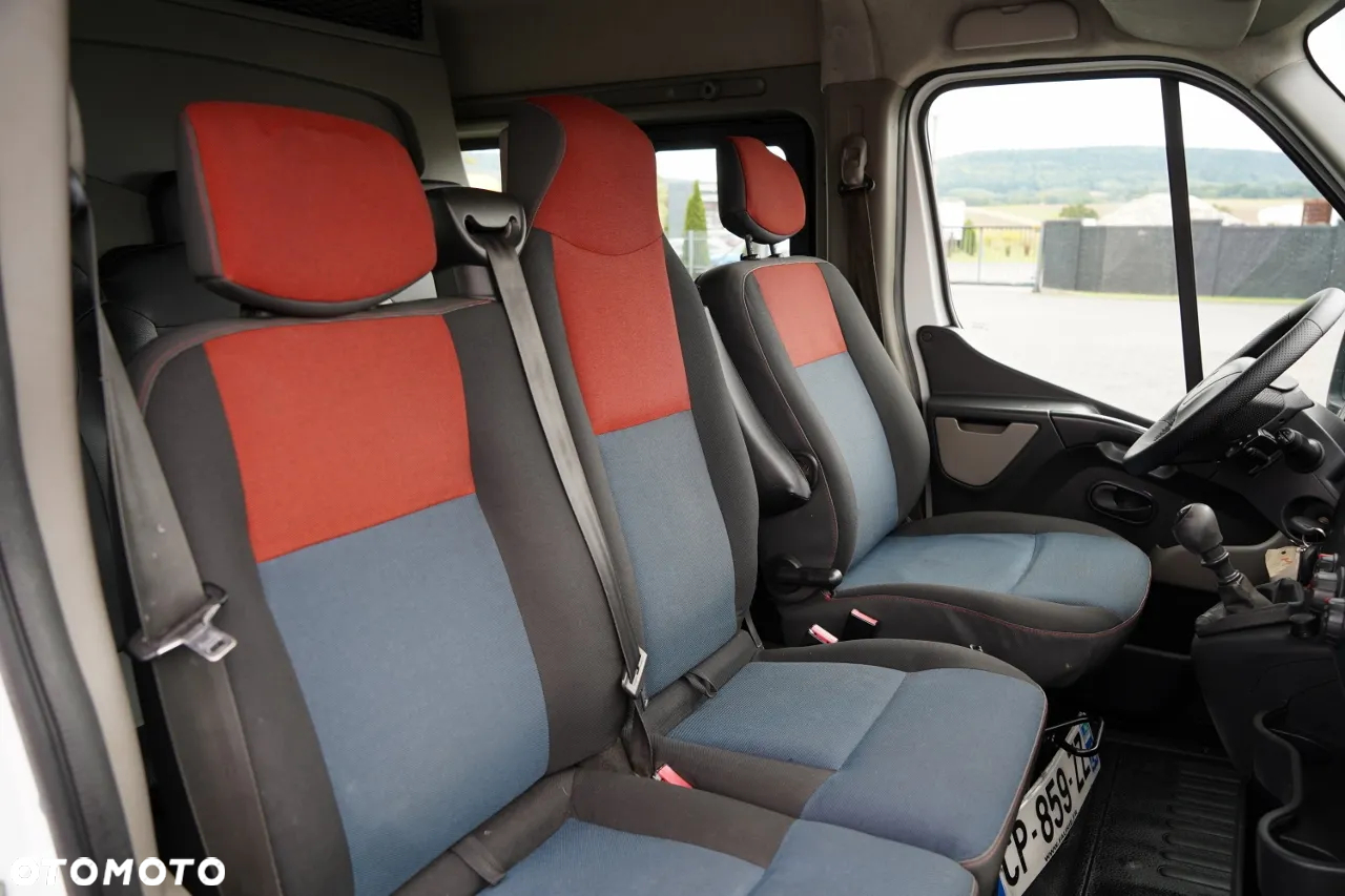 Renault MASTER / MANUAL / ZABUDOWA / DMC 3500KG / 6 MIEJSC / SPROWADZONY / PO KONTRAKCIE SERWISOWYM - 29