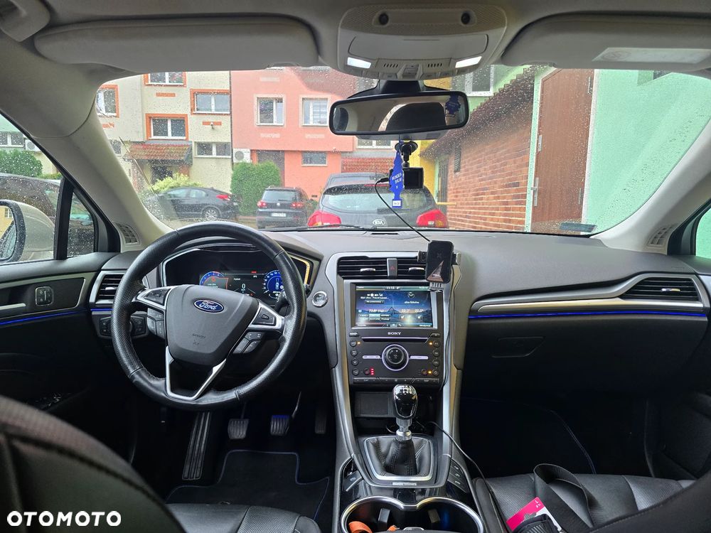 Ford Mondeo 2.0 TDCi Titanium - 4