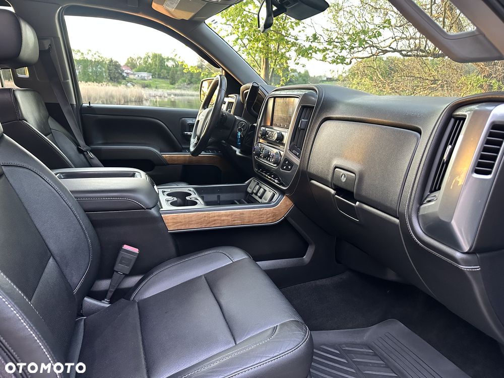 Chevrolet Silverado - 18