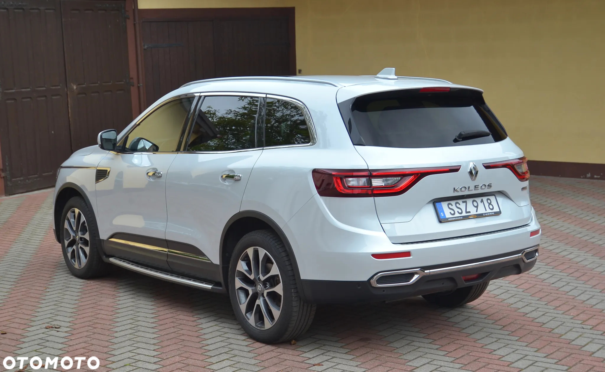 Renault Koleos 2.0 dCi Initiale Paris 4x4 X-Tronic - 4