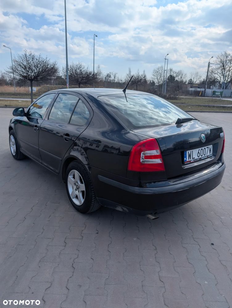 Skoda Octavia 1.6 Tour Classic - 8