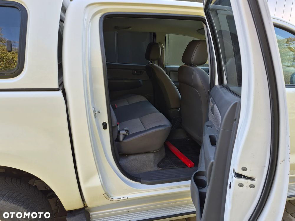 Toyota Hilux 2.5 D-4D Active - 5