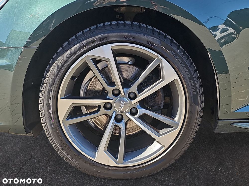 Audi A4 Limousine - 9