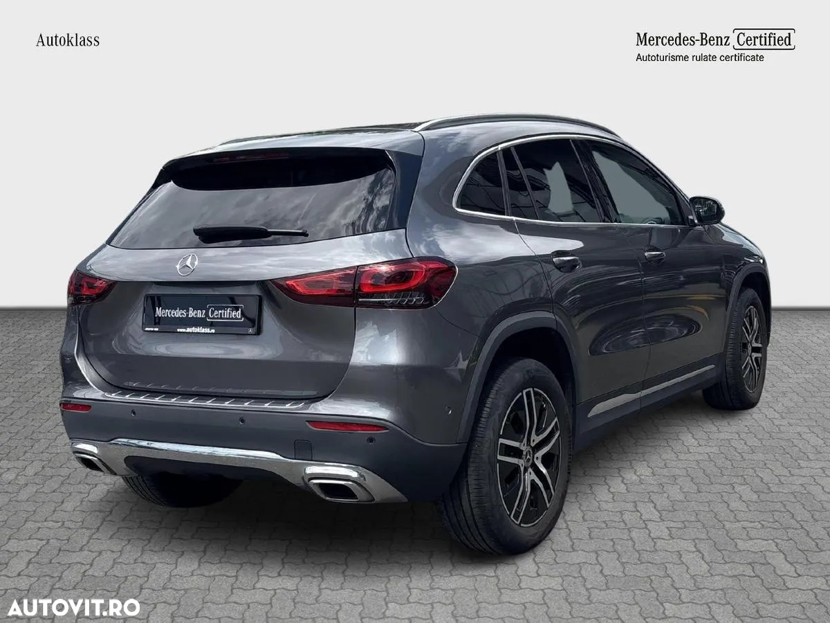 Mercedes-Benz GLA 200 4Matic 8G-DCT - 5