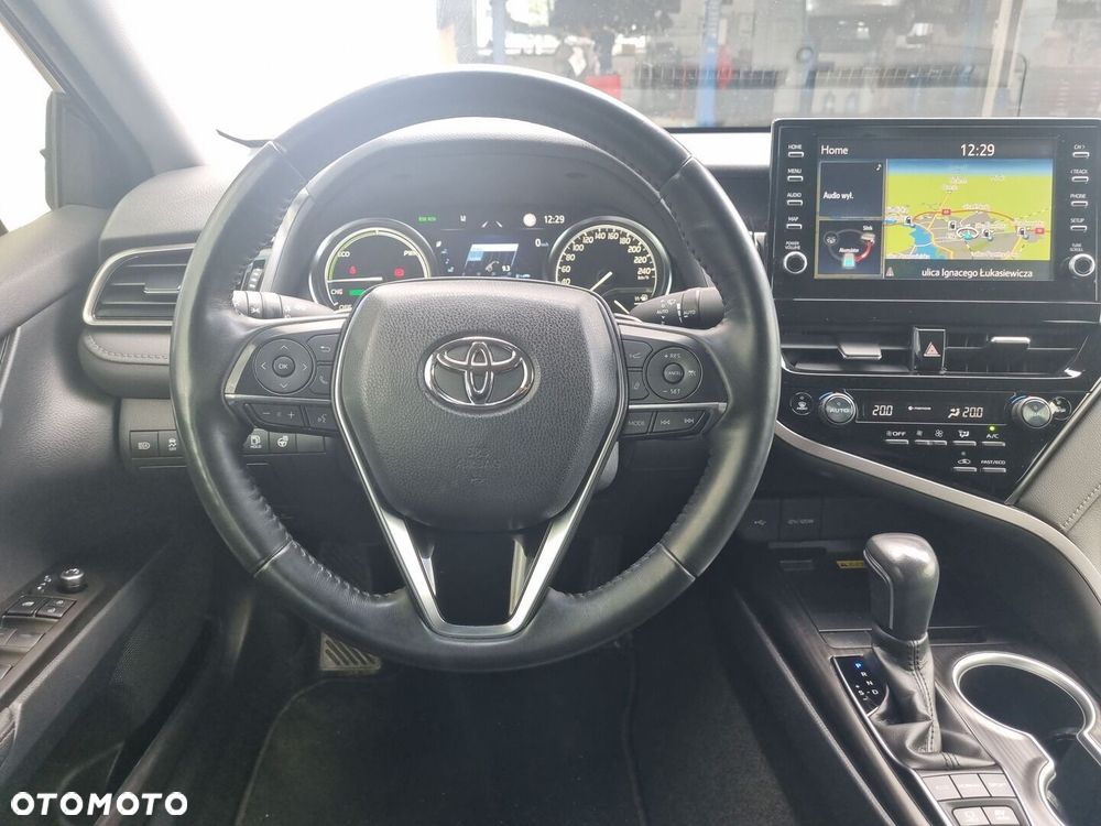 Toyota Camry 2.5 Hybrid Executive CVT - 16
