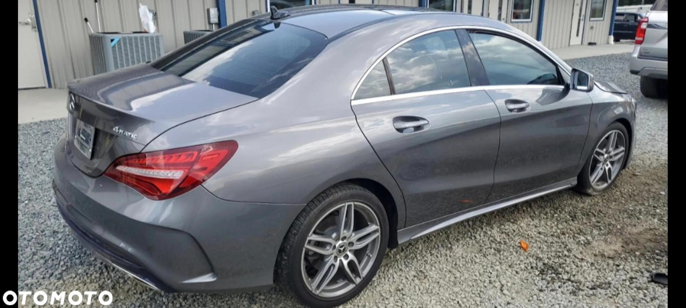 Mercedes-Benz CLA 250 4-Matic AMG Line 7G-DCT - 3