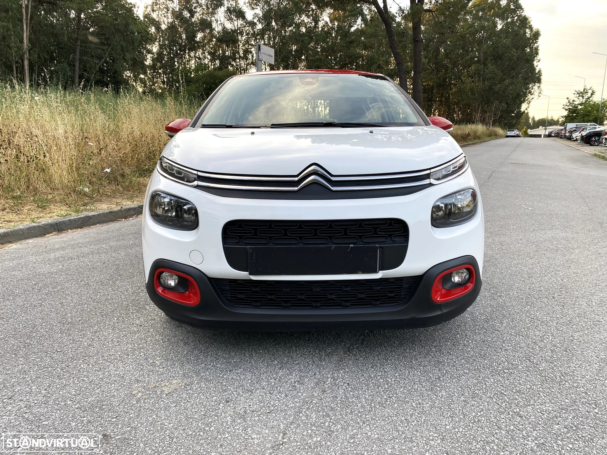 Citroën C3 1.2 PureTech Shine - 16