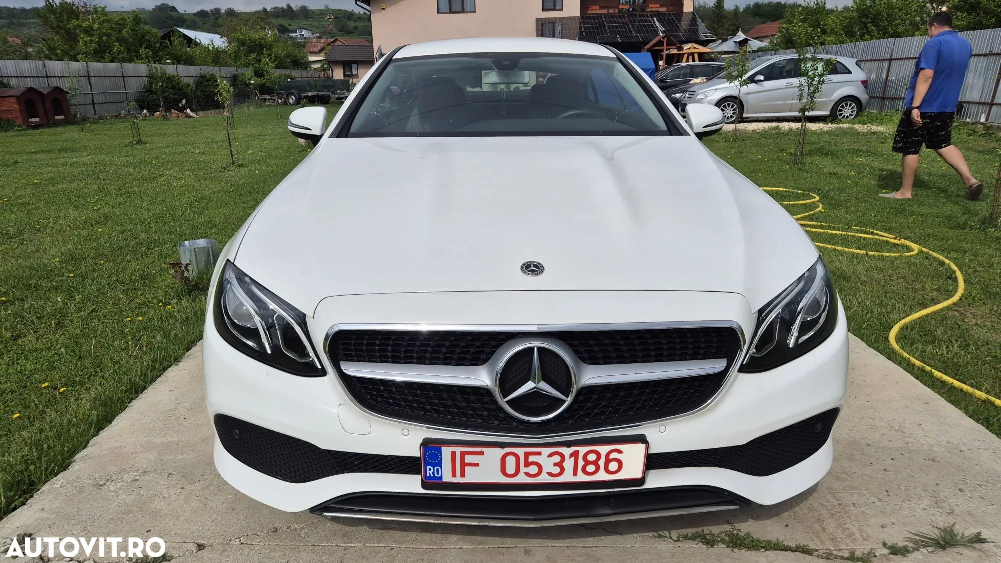 Mercedes-Benz E 220 d Coupe 9G-TRONIC Avantgarde - 1