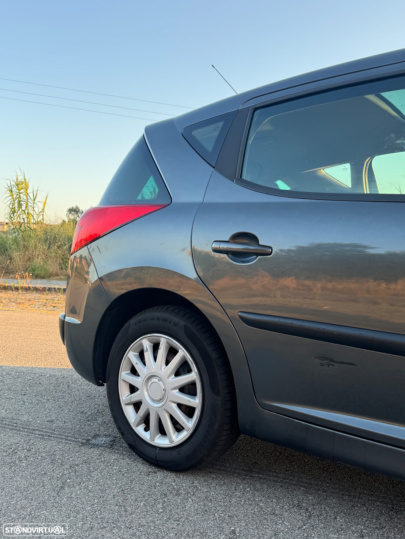 Peugeot 207 SW - 5