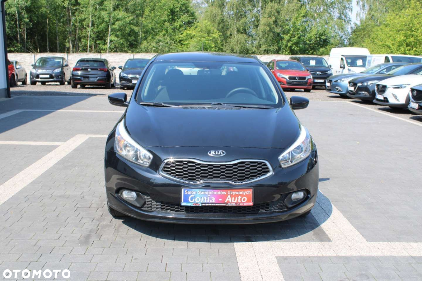 Kia Ceed - 10