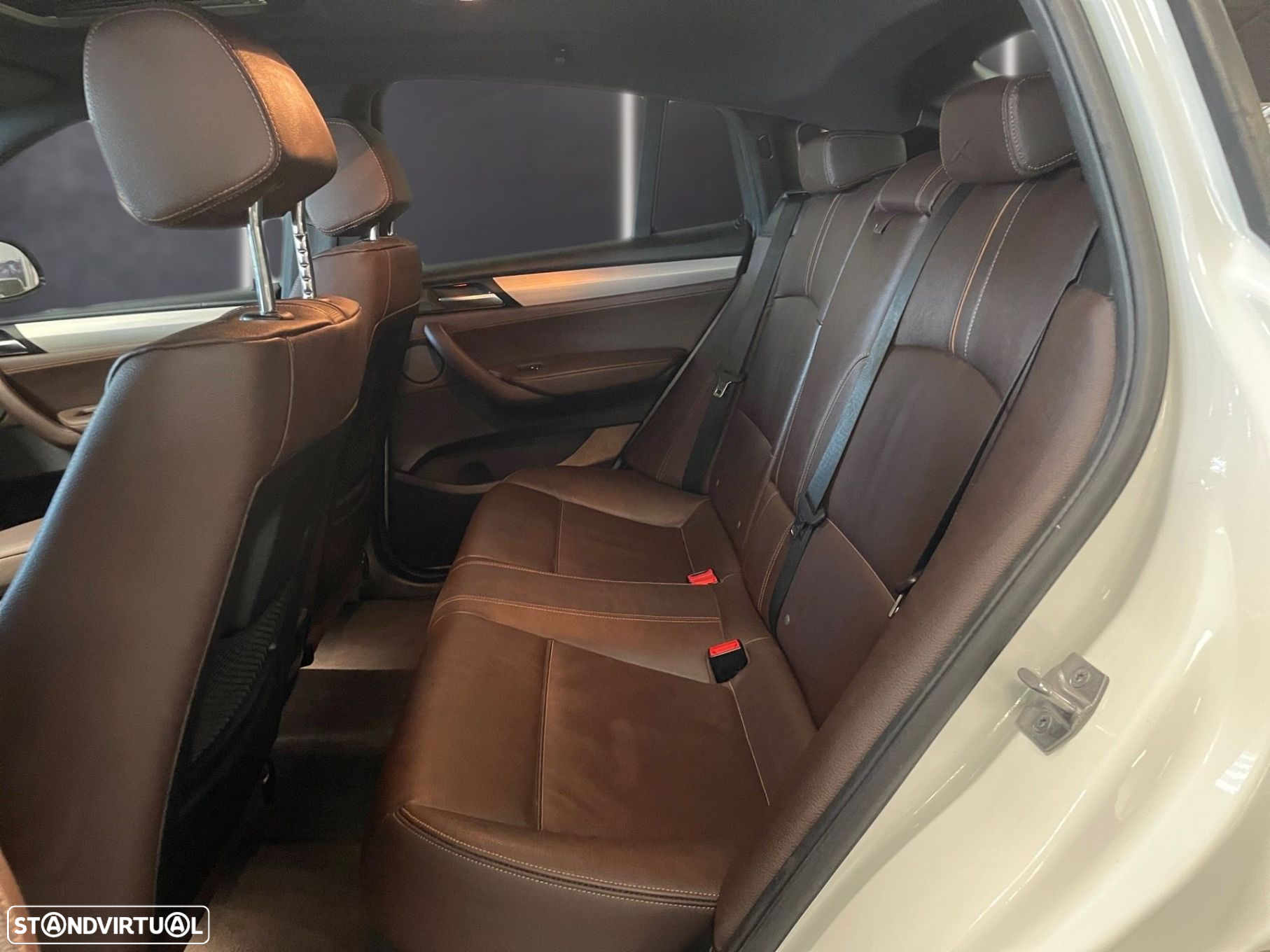 BMW X4 28 i xDrive Pack M - 34