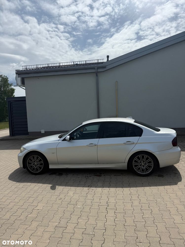 BMW Seria 3 318d - 3