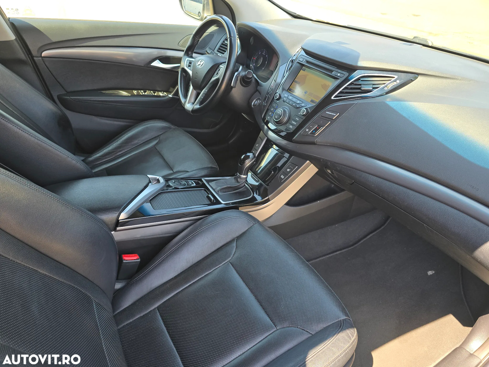 Hyundai i40 Kombi 1.7 CRDi DCT Premium - 8