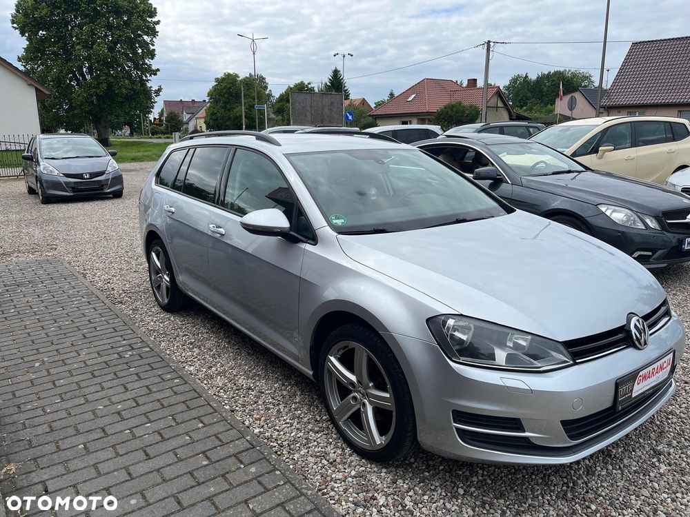 Volkswagen Golf 1.6 TDI DPF BlueMotion - 9