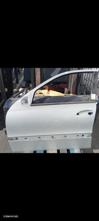 Porta frente esq Mercedes W211 - 1
