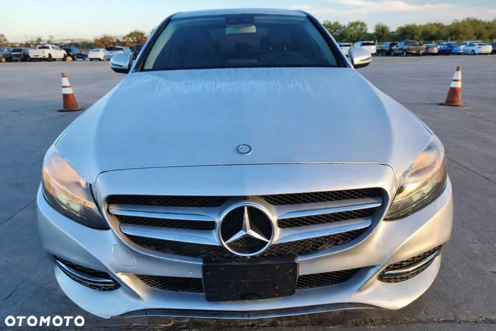 Mercedes-Benz Klasa C 300 9G-TRONIC Avantgarde - 2