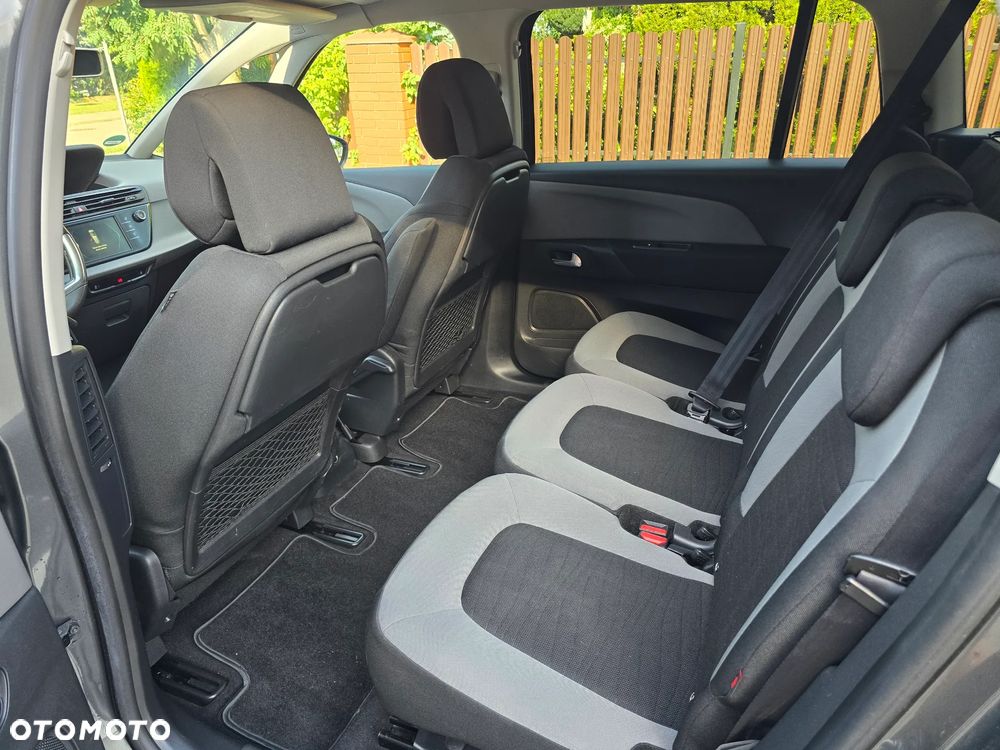 Citroën C4 Grand Picasso - 25