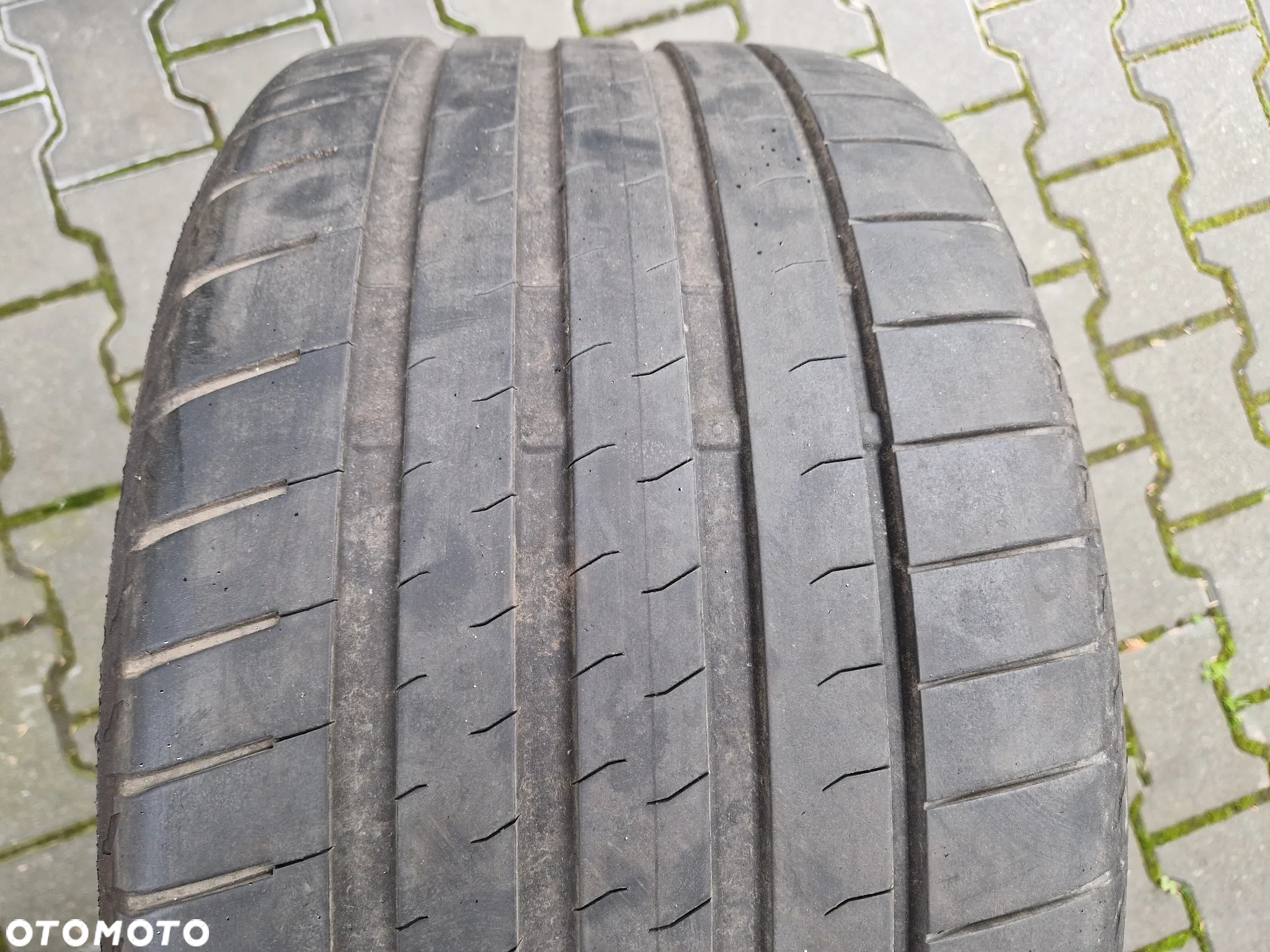 Komplet Bridgestone Sport - 245/40/18 i 285/35/19 - 13