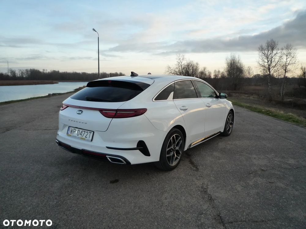 Kia ProCeed 1.4 T-GDI DCT7 OPF GT LINE - 9