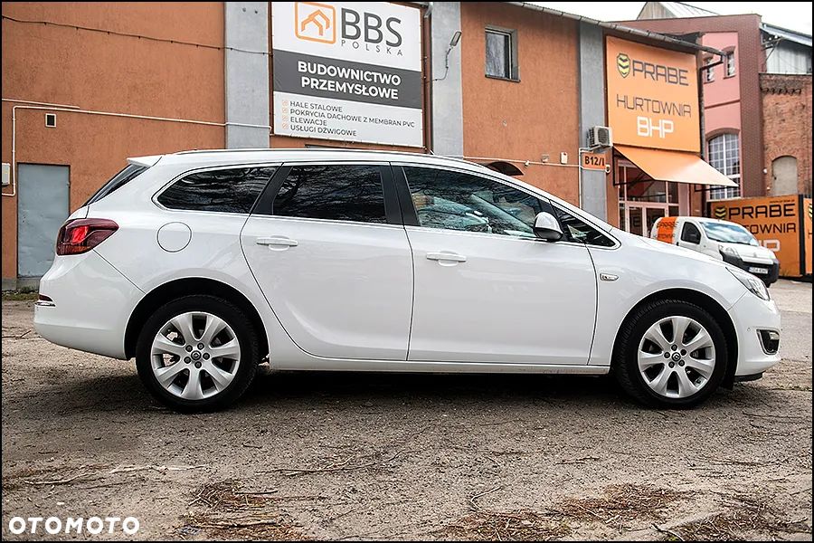 Opel Astra 1.4 Turbo Sports Tourer Exklusiv - 14
