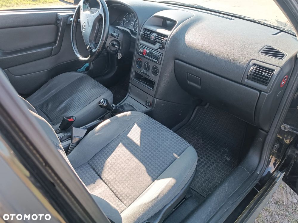 Opel Astra 1.7 DTI - 11