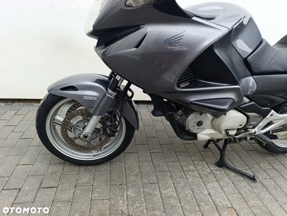 Honda NTV - 9