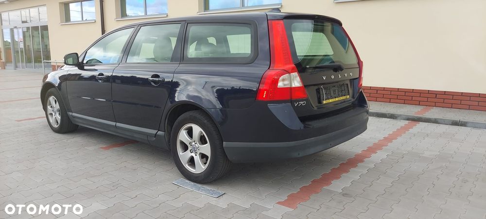Volvo V70 2.0D Momentum - 25