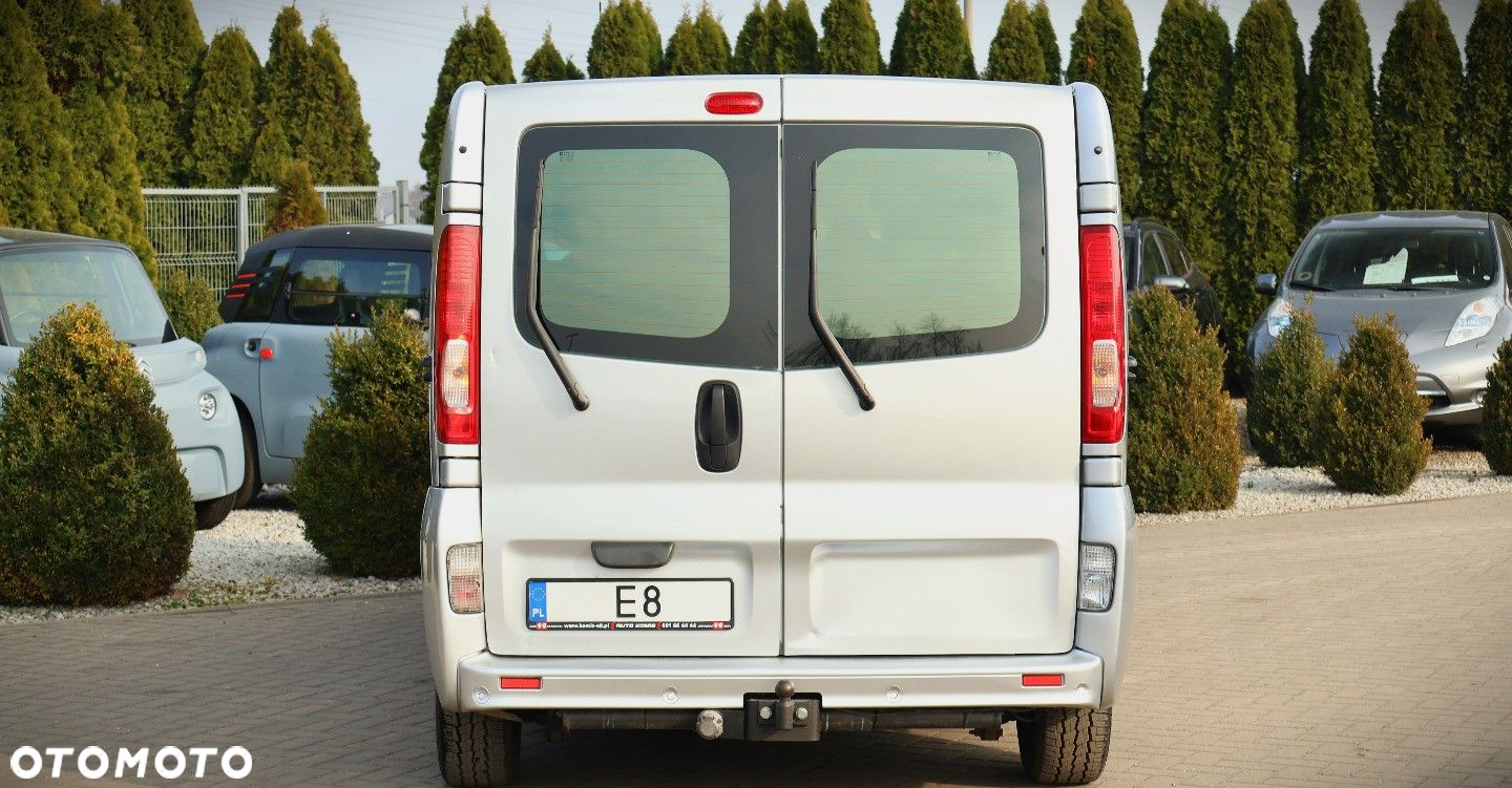Renault Trafic - 6